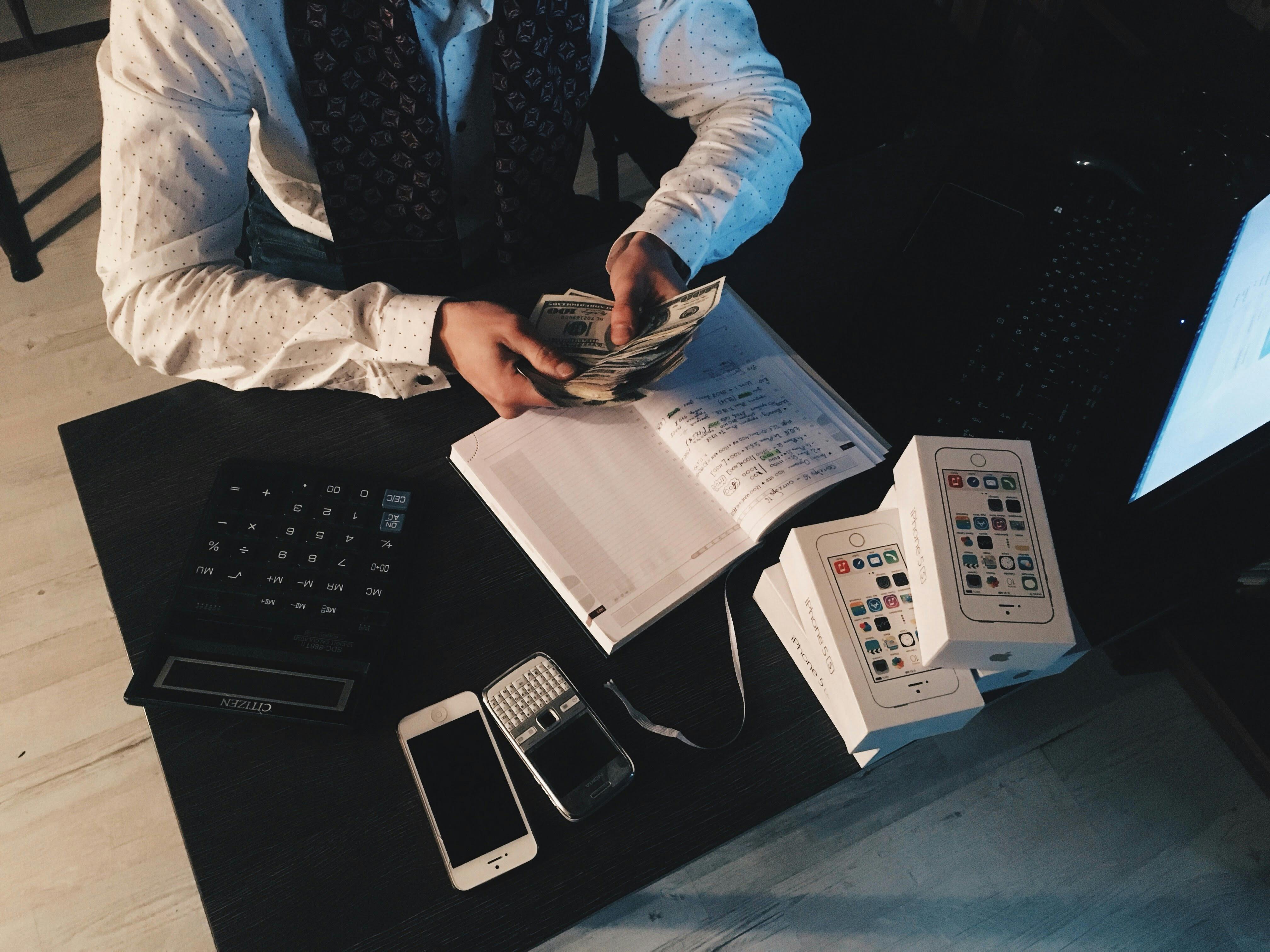 How Limited Partners earn money in a Limited Partnership